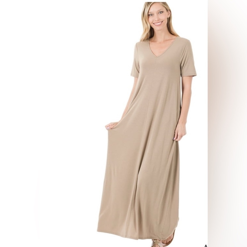 Zenana V-Neck Full Length Maxi Dress w/ Side Pockets, Various Sizes